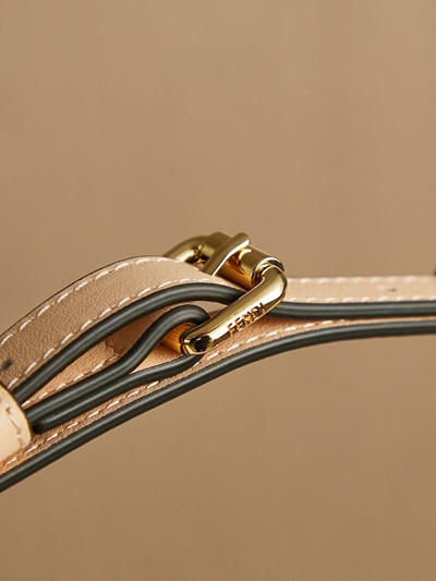 フェンディバッグ内部構造